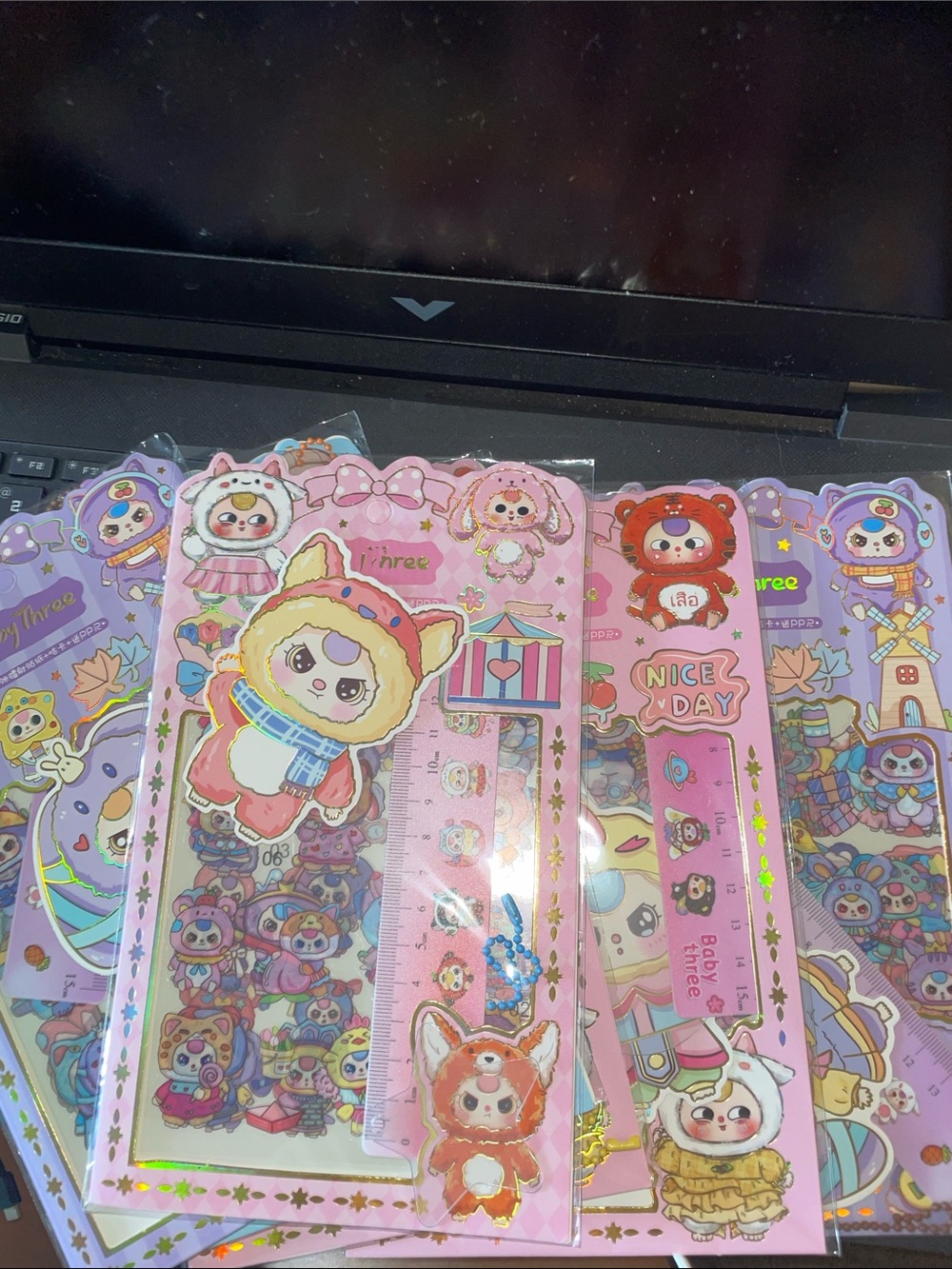 Set of 6 Baby Three Stationery